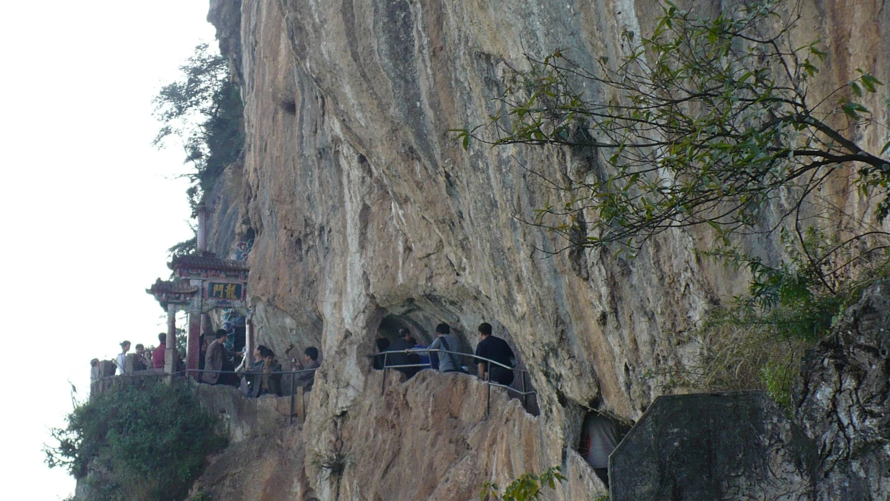 The Dragon Gate, built on the cliff of Western Hill, Kunming - panoramio