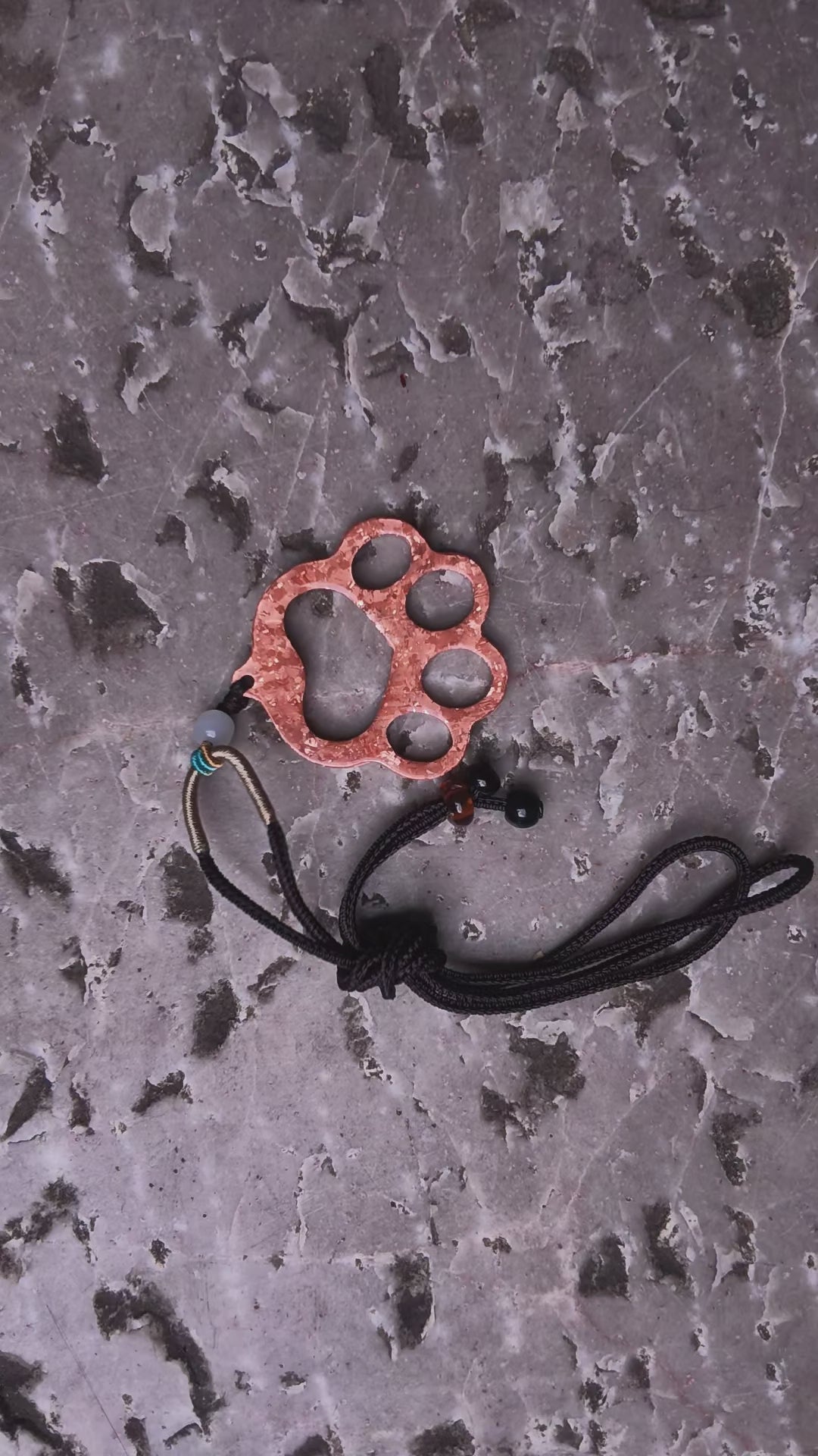 Bantong copper cat paw charm — product video