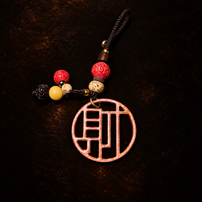 Bantong copper Cai bag charm — Black lacquer scene